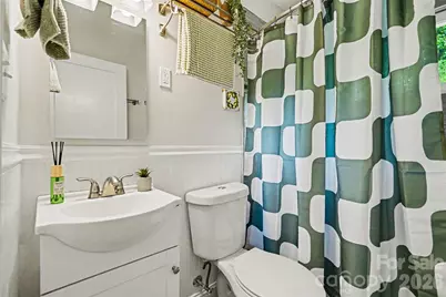 4065 Hiddenbrook Drive, Charlotte, NC 28205 - Photo 15