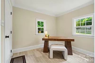 4065 Hiddenbrook Drive, Charlotte, NC 28205 - Photo 17