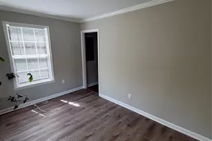 3837 Ironwood St, Charlotte, NC 28206 - Photo 3