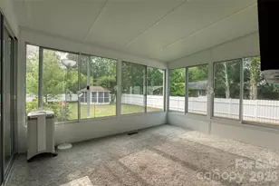 204 Clinton Ave, Clover, SC 29710 - Photo 17
