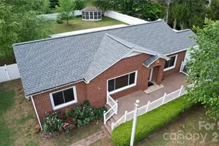 204 Clinton Ave, Clover, SC 29710 - Photo 23