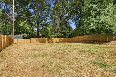4017 Leeds Drive, Charlotte, NC 28205 - Photo 35