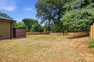 4017 Leeds Dr, Charlotte, NC 28205 - Photo 31