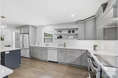 4017 Leeds Drive, Charlotte, NC 28205 - Photo 11