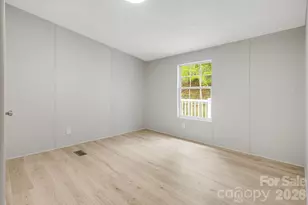 90 High Point Rd, Weaverville, NC 28787 - Photo 17
