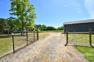 36276 Vick Rd, New London, NC 28127 - Photo 37