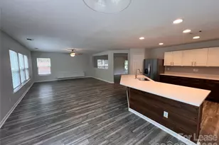 2304 Harwood Hills Ln, Charlotte, NC 28214 - Photo 11