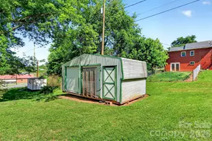 35 2nd St, Marion, NC 28752 - Photo 27