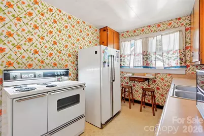 35 Second Street, Marion, NC 28752 - Photo 15