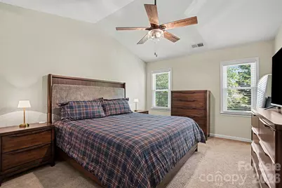 9900 Davis Lake Parkway, Charlotte, NC 28269 - Photo 13