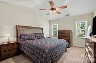 9900 Davis Lake Pkwy, Charlotte, NC 28269 - Photo 13