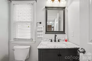 9900 Davis Lake Pkwy, Charlotte, NC 28269 - Photo 3