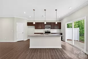 6021 Longar Ln, Charlotte, NC 28269 - Photo 9
