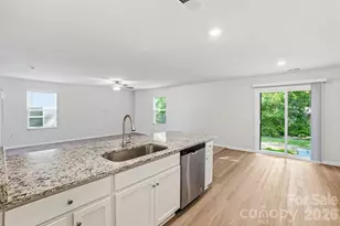 509 Hawley St, Charlotte, NC 28214 - Photo 5