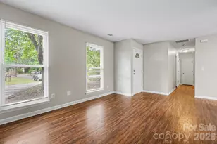 10107 Cromarty Ln, Mint Hill, NC 28227 - Photo 3
