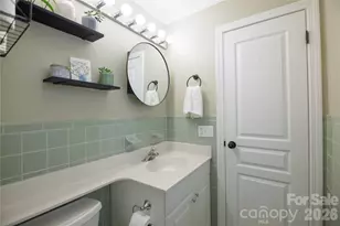 137 E Whisperwood Cir, Hendersonville, NC 28791 - Photo 25