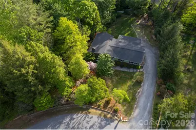 137 E Whisperwood Circle, Hendersonville, NC 28791 - Photo 5