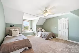 394 Hummingbird Ln, Elk Park, NC 28622 - Photo 31
