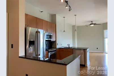 505 E 6th Street #1305, Charlotte, NC 28202 - Photo 17