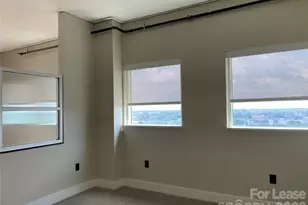 505 E 6th St, Charlotte, NC 28202 - Photo 25