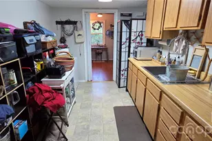 140 Elijah Hall Rd, Black Mountain, NC 28711 - Photo 21