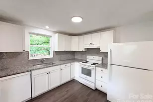 8435 Othello Pl, Charlotte, NC 28227 - Photo 15