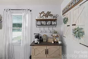 609 N 10th St, Bessemer City, NC 28016 - Photo 9