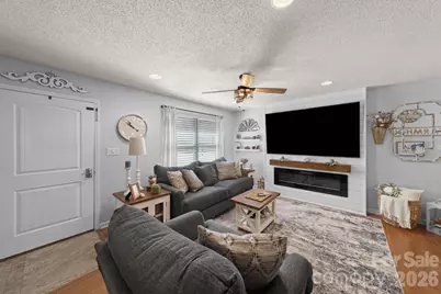 609 N 10th Street, Bessemer City, NC 28016 - Photo 5