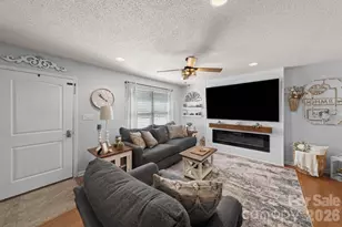 609 N 10th St, Bessemer City, NC 28016 - Photo 5