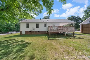 609 N 10th St, Bessemer City, NC 28016 - Photo 31