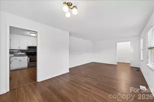 6219 Welford Rd, Charlotte, NC 28211 - Photo 11
