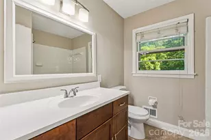 2227 Wensley Dr, Charlotte, NC 28210 - Photo 31