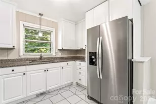 2227 Wensley Dr, Charlotte, NC 28210 - Photo 17