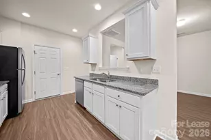 711 Lackey St, Kings Mountain, NC 28086 - Photo 9