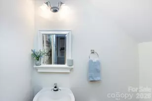 3443 W Slope Ln, Charlotte, NC 28209 - Photo 15