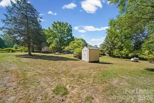 16301 Capps Rd, Charlotte, NC 28278 - Photo 35