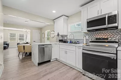 3816 Freedom Drive, Charlotte, NC 28208 - Photo 3