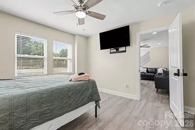 3816 Freedom Drive, Charlotte, NC 28208 - Photo 13