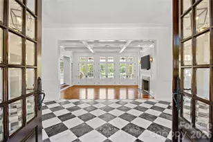 4536 Parview Dr N, Charlotte, NC 28226 - Photo 11