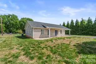 807 Silver Dapple Ln, Kernersville, NC 27284 - Photo 9