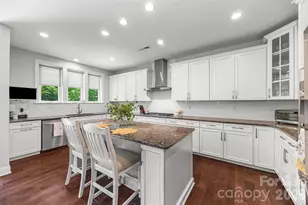 323 Forsythia Ln, Tega Cay, SC 29708 - Photo 17
