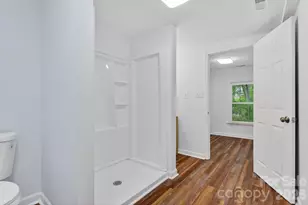 801 Woodlawn Ave SW, Valdese, NC 28690 - Photo 11