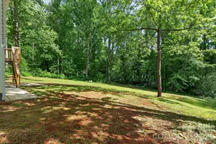 801 Woodlawn Ave SW, Valdese, NC 28690 - Photo 17
