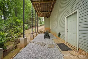 2508 Carriage Falls Ct, Hendersonville, NC 28791 - Photo 43