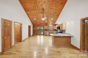 6220 Sunny Dr, Newland, NC 28657 - Photo 3