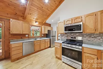 6220 Sunny Drive, Newland, NC 28657 - Photo 9