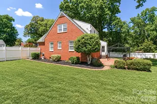 820 Woodland Rd, Statesville, NC 28677 - Photo 31