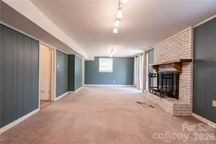 111 Harbor Point Dr, Cherryville, NC 28021 - Photo 25