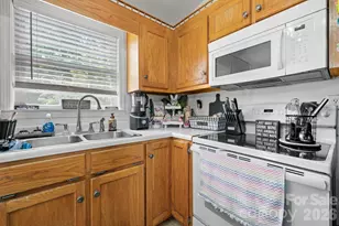 900 Pine Mountain Rd, Hudson, NC 28638 - Photo 13