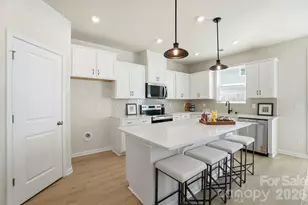 7005 Cerris Dr, Charlotte, NC 28269 - Photo 11